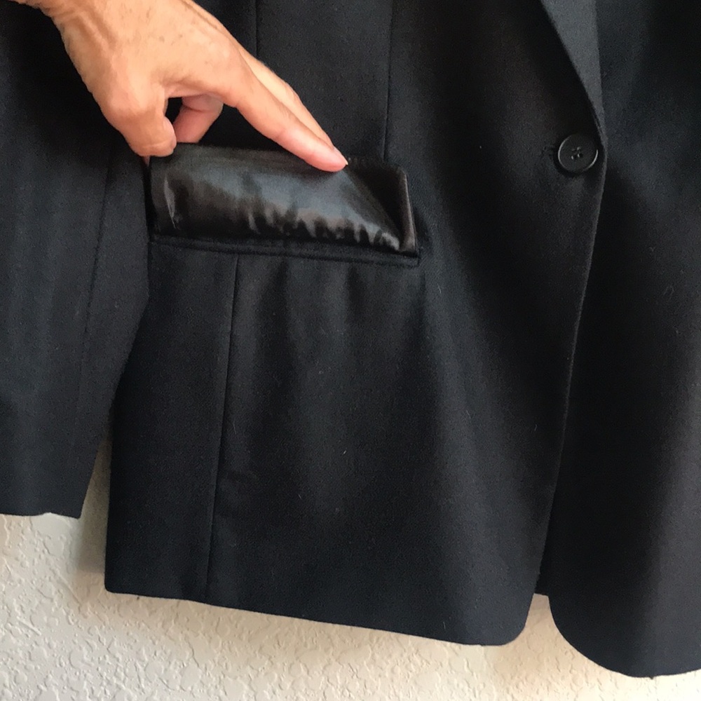 Pendleton Women’s Black 100% Virgin Wool Blazer J… - image 7